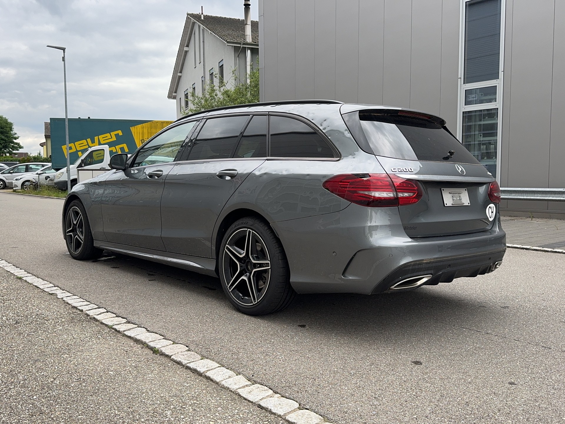 MERCEDES-BENZ C 200 Swiss Star AMG Line 4M 9G-Tronic-image-3