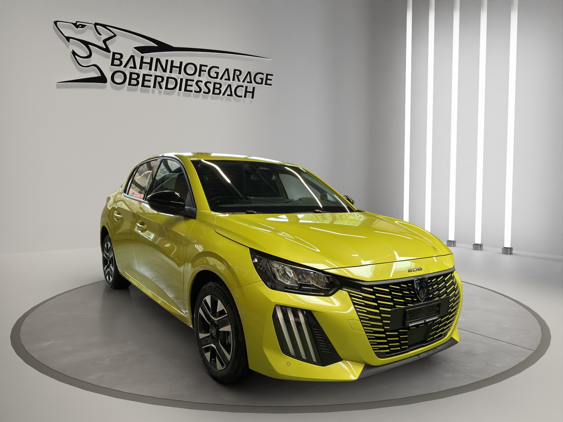 PEUGEOT 208 1.2 MHEV 110 Allure Premium-showroom-element-1