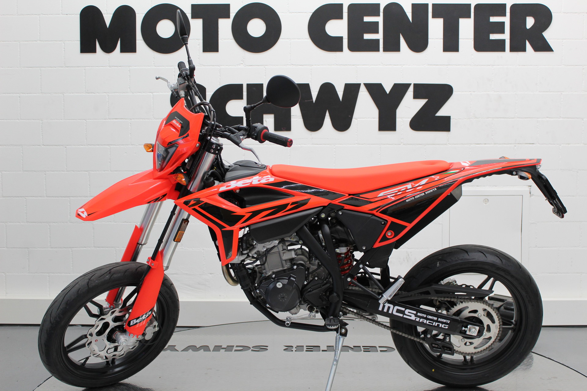 BETA RR Motard 4T 125 T-image-3