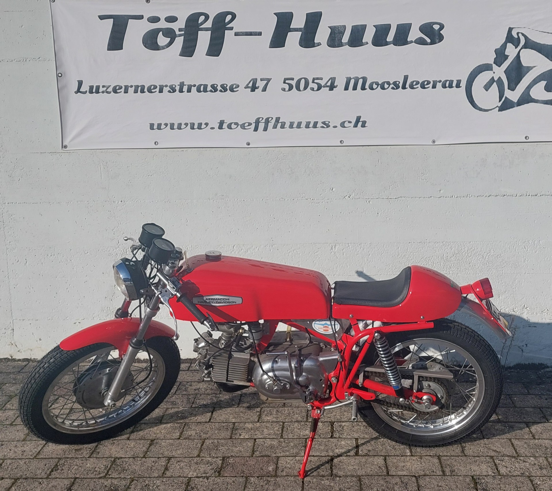 AERMACCHI HARLEY-DAVIDSON Aermacchi-Harley-Davidson 350 - Sport-showroom-element-1