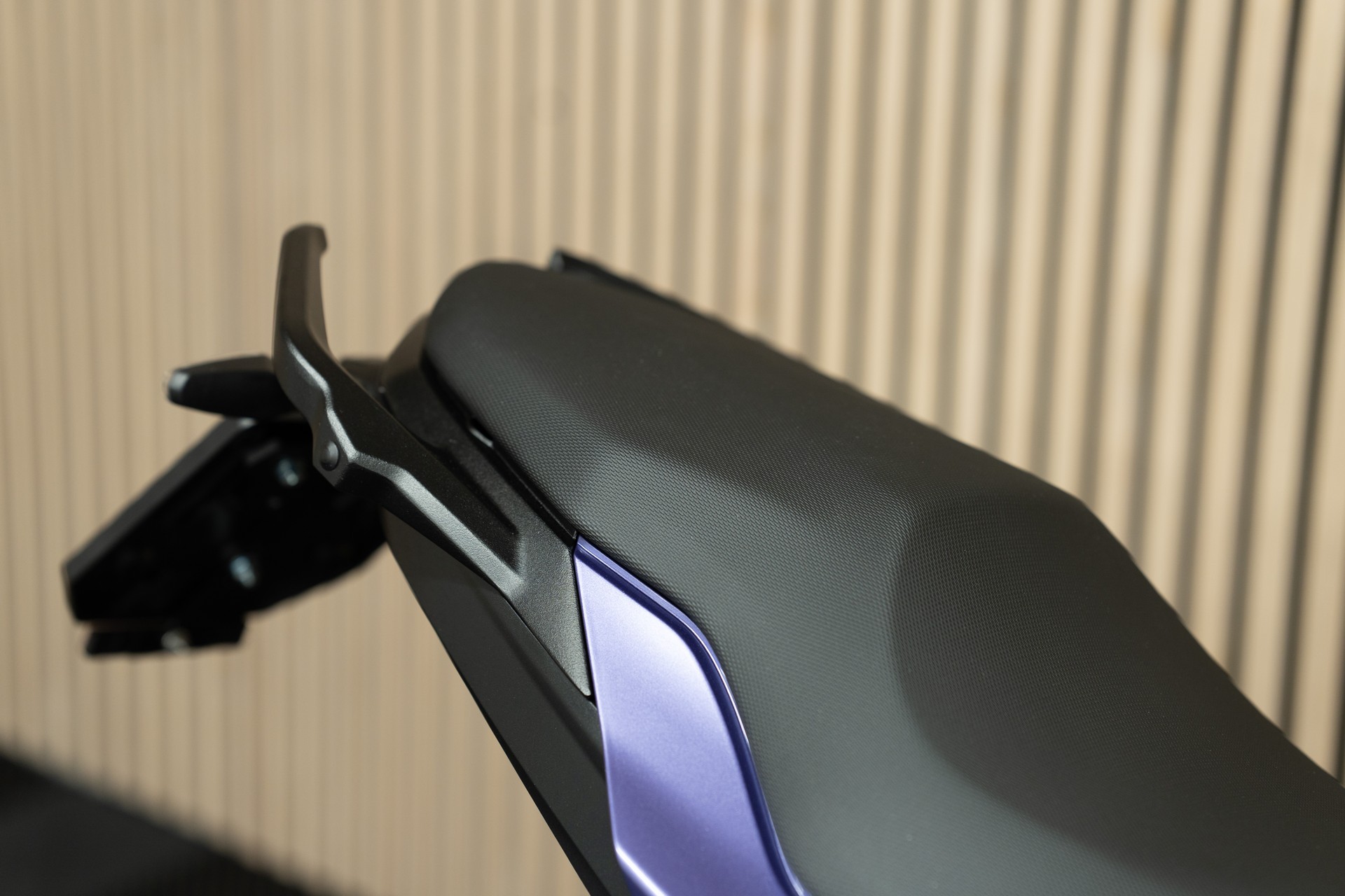 BMW F 900 R A2 Individual mit 0.9% Leasing, Sportschalldämpfer u. v. m.-image-6