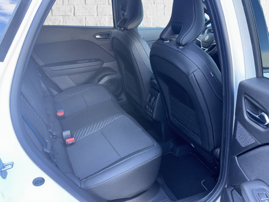 RENAULT Captur 1.8 E-Tech esprit Alpine-image-10