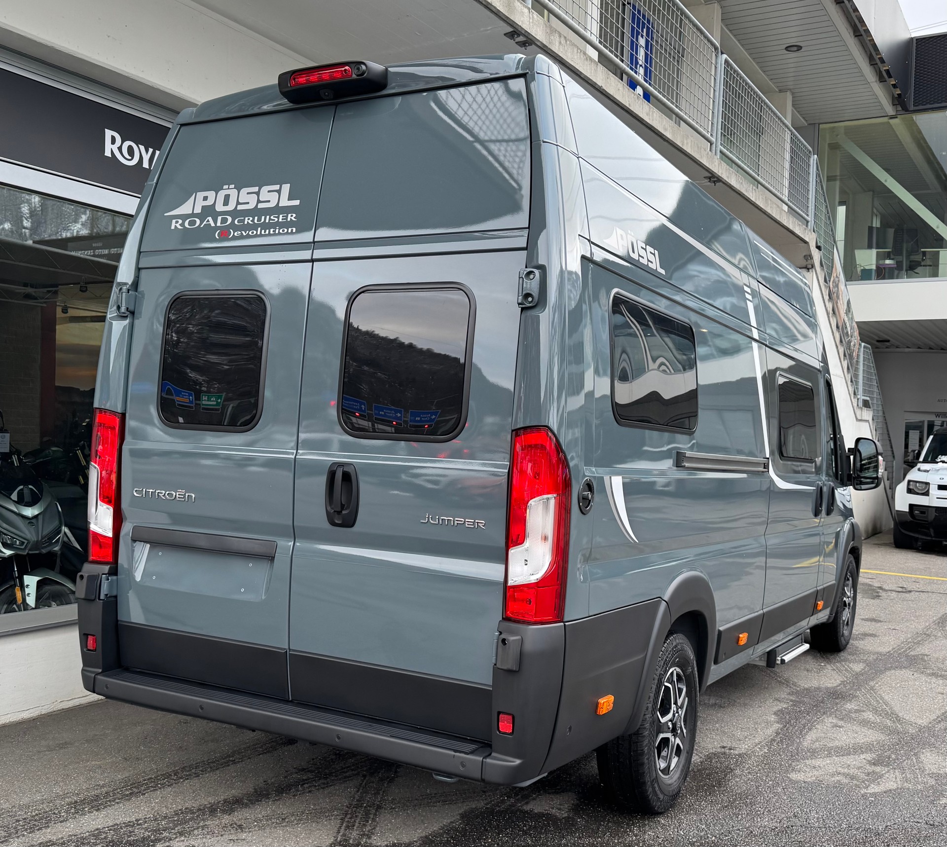 PÖSSL Roadcruiser Revolution *Hubbett*-showroom-element-3
