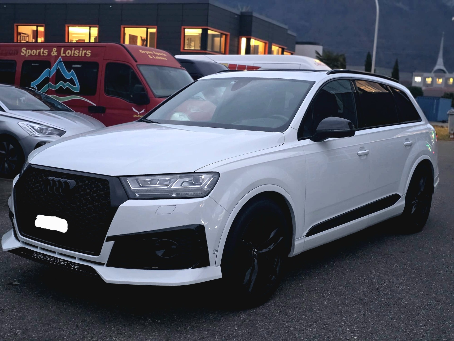 AUDI SQ7 4.0 TDI quattro tiptronic-showroom-element-2