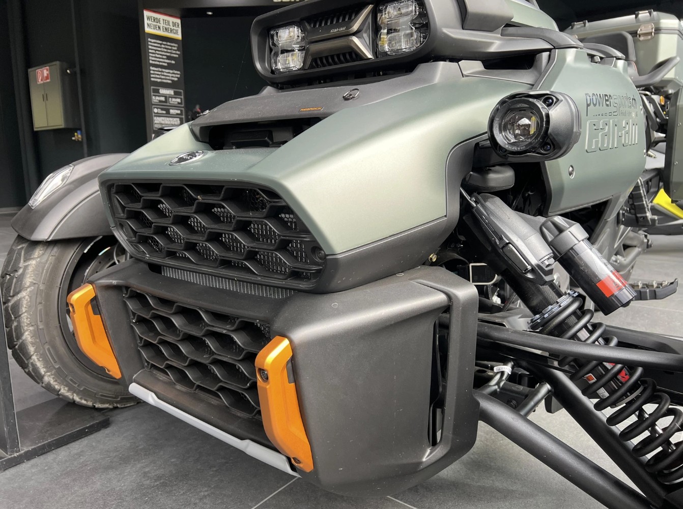 CAN-AM Canyon Redrock-image-12
