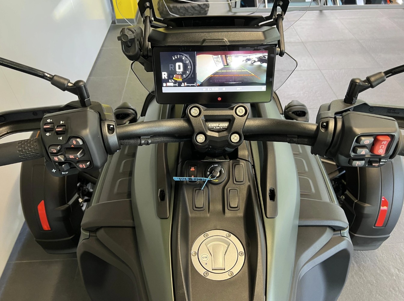 CAN-AM Canyon Redrock-image-6