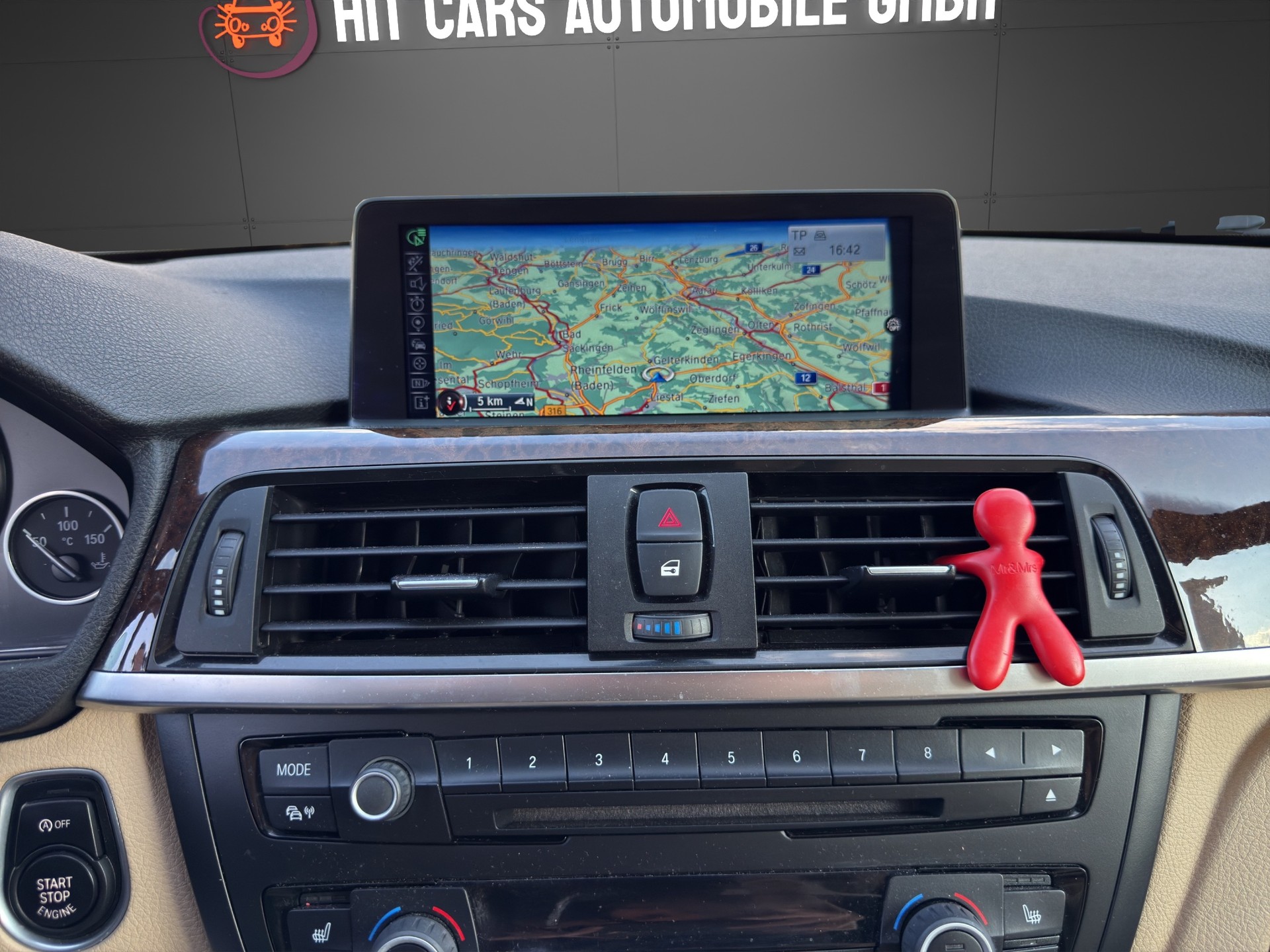 BMW 420d Cabriolet Steptronic-image-17