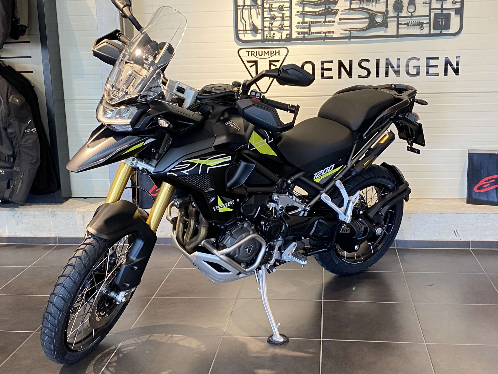TRIUMPH Tiger 1200 Desert Edition (4.49 % Power Leasing - Gültig bis 30.06.2026)-image-1