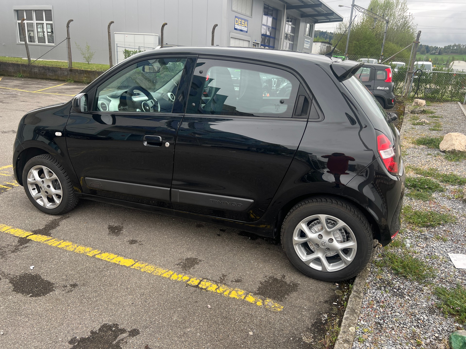 RENAULT Twingo 0.9 City-image-4
