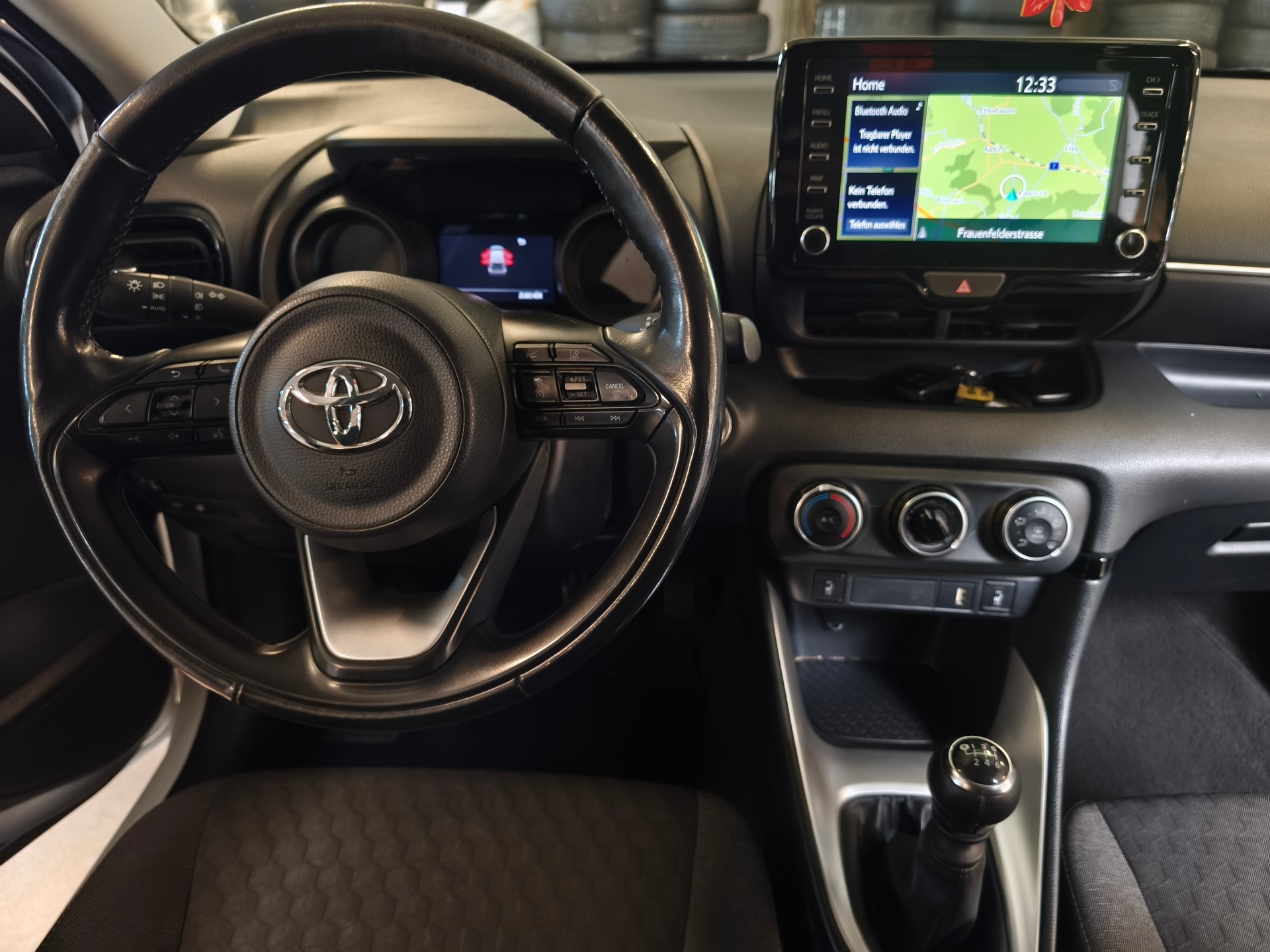 TOYOTA Yaris 1.5 Trend-image-13
