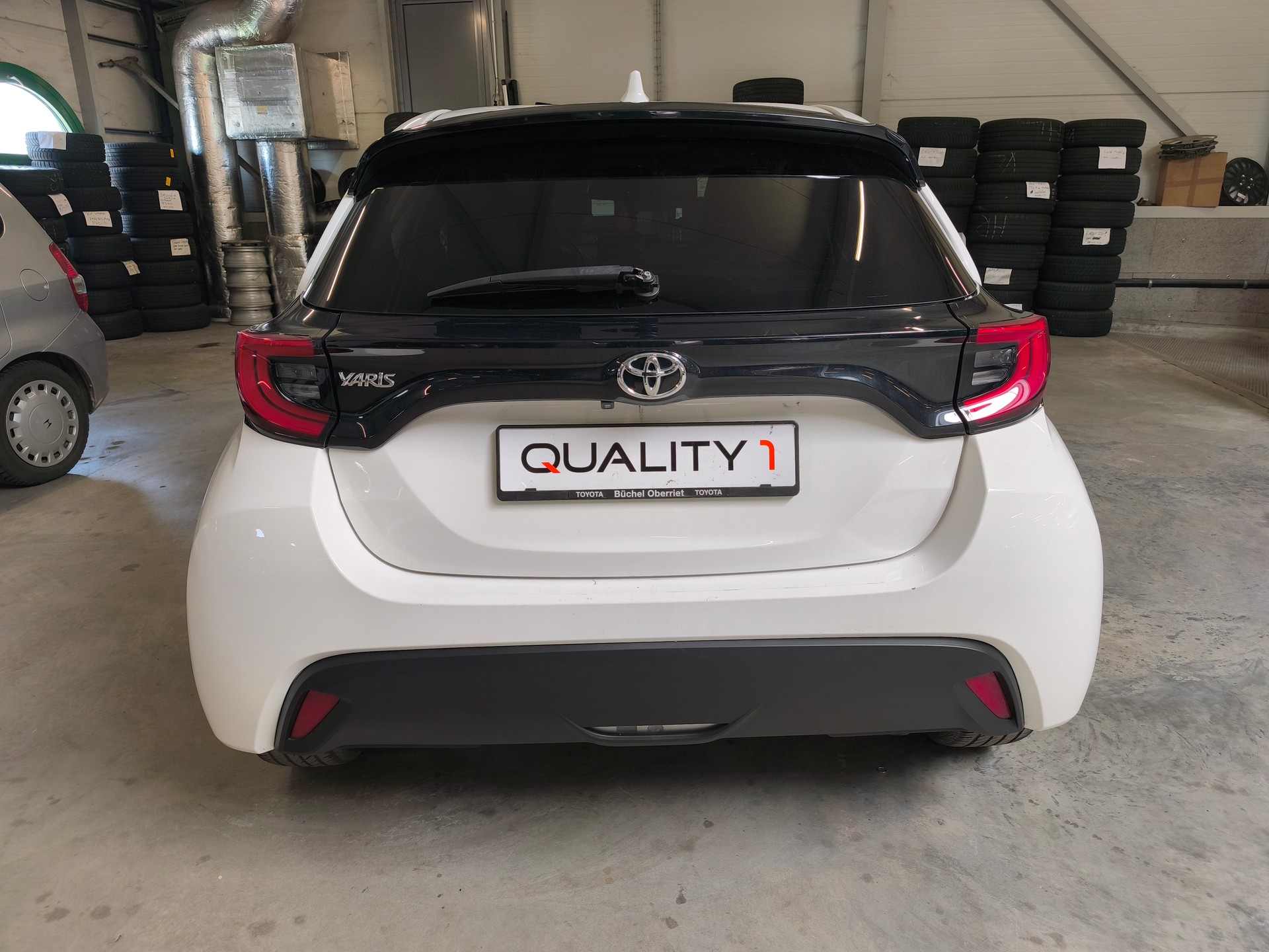 TOYOTA Yaris 1.5 Trend-image-3