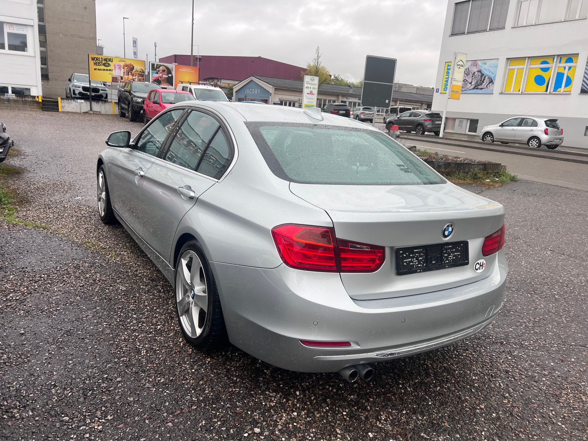 BMW 328i xDrive Steptronic-image-4