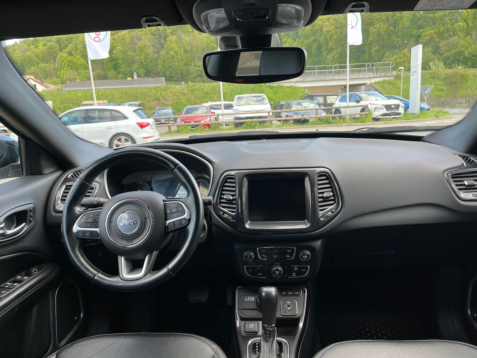 JEEP Compass 1.3 T PHEV S AWD-image-6