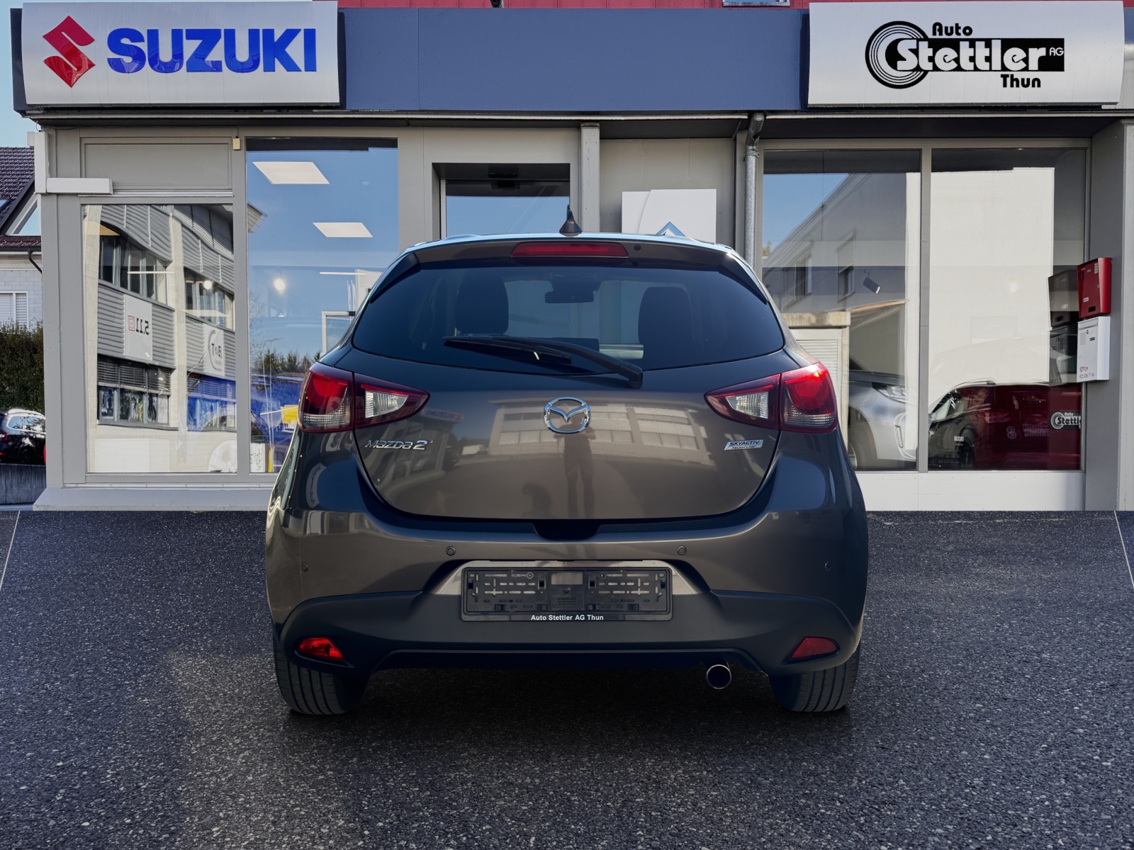 MAZDA 2 SKYACTIV-G 115 Revolution-image-4