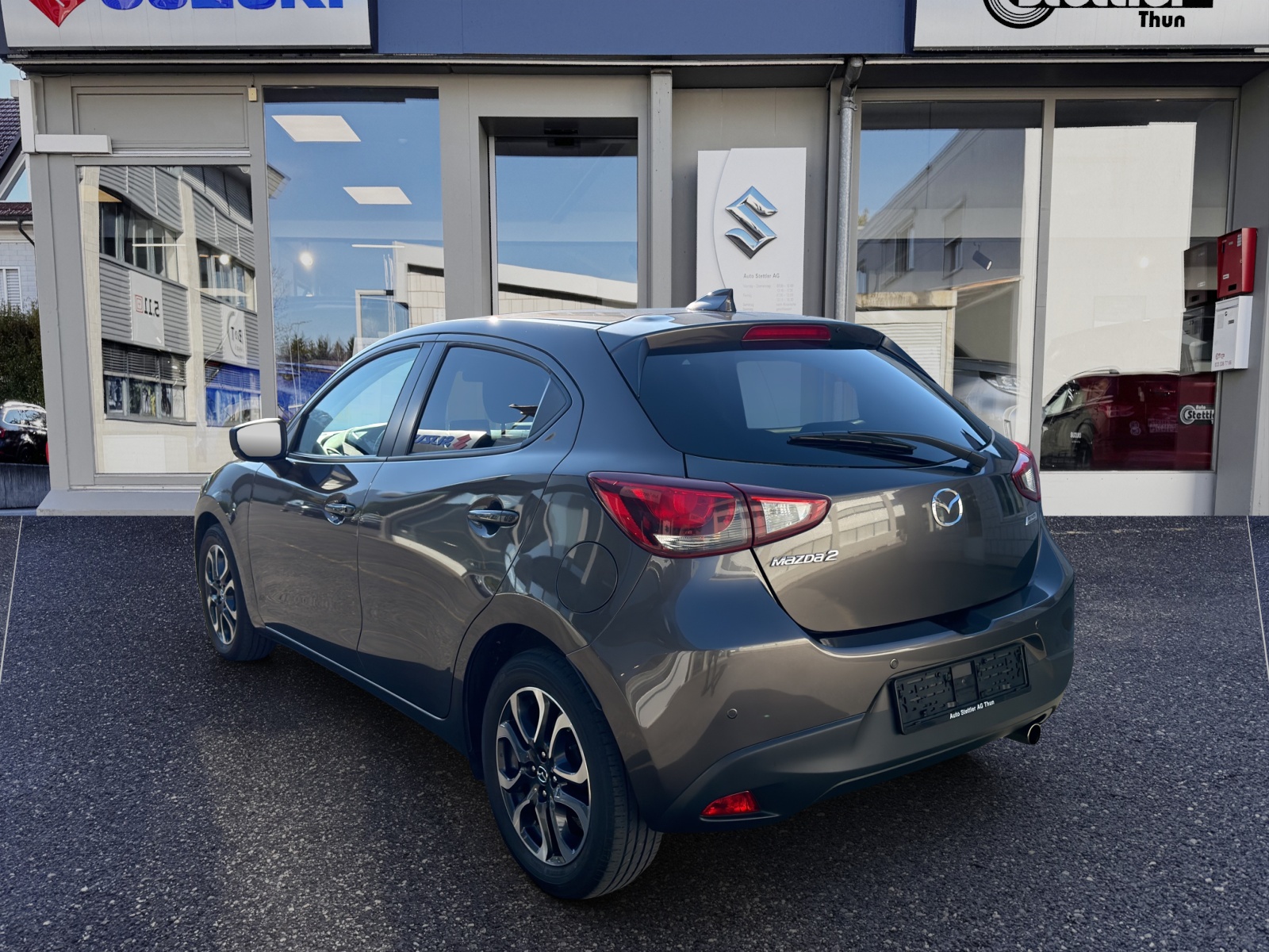 MAZDA 2 SKYACTIV-G 115 Revolution-showroom-element-3