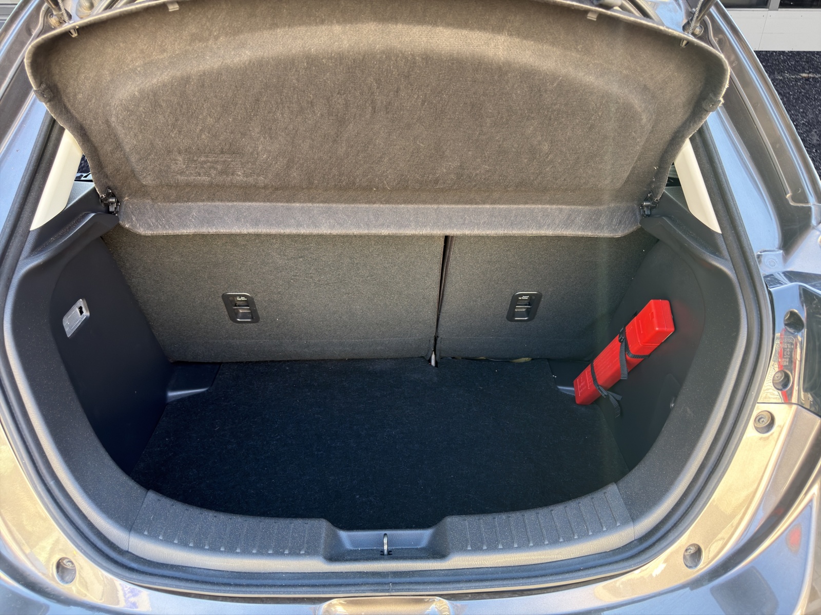 MAZDA 2 SKYACTIV-G 115 Revolution-image-14