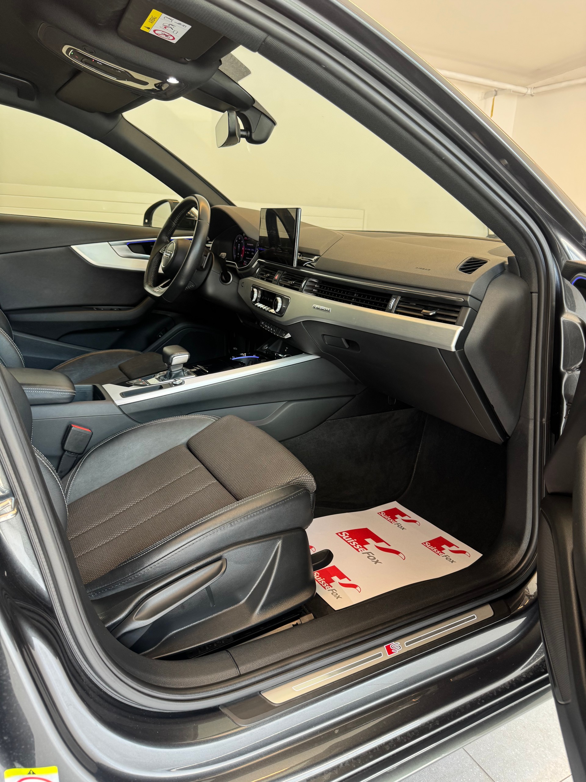 AUDI A4 Avant 40 TDI *Sport*S line*quattro S-tronic*CH-Fahrzeug*Frisch MFK*-image-11