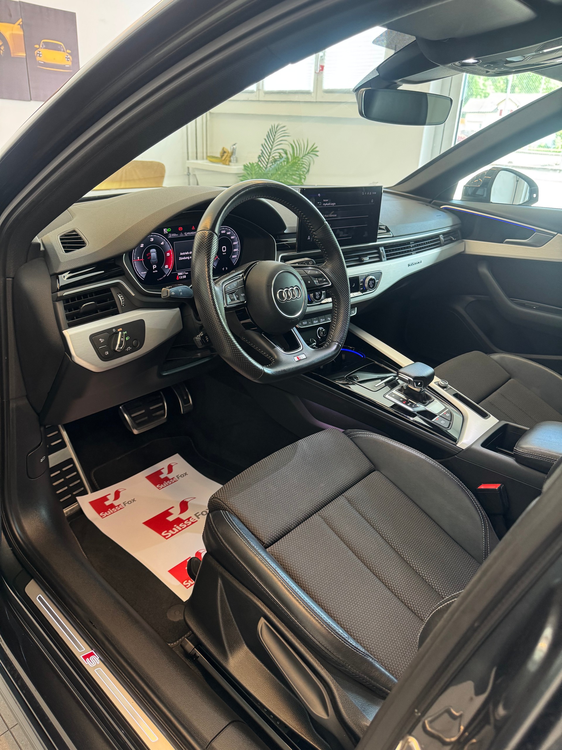 AUDI A4 Avant 40 TDI *Sport*S line*quattro S-tronic*CH-Fahrzeug*Frisch MFK*-image-10