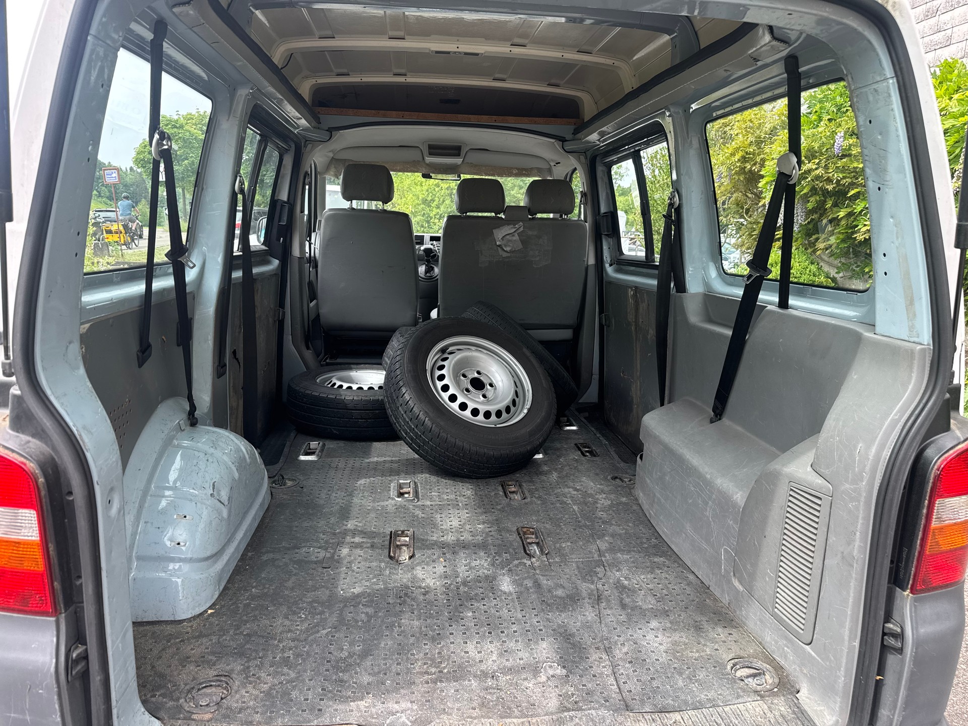 VW T5 2.5 TDI PD-image-10