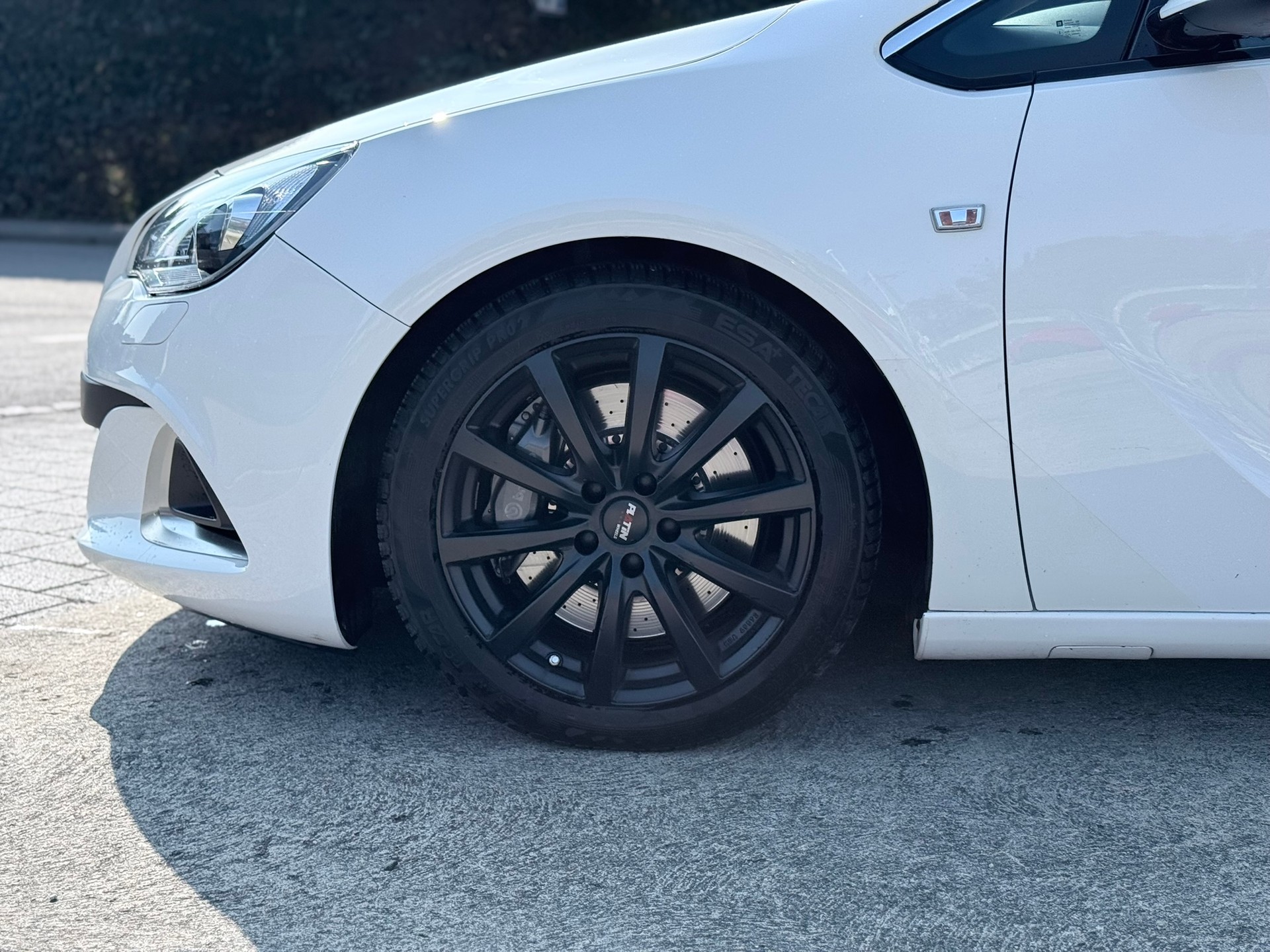 OPEL Astra GTC 2.0i 16V Turbo OPC-image-15
