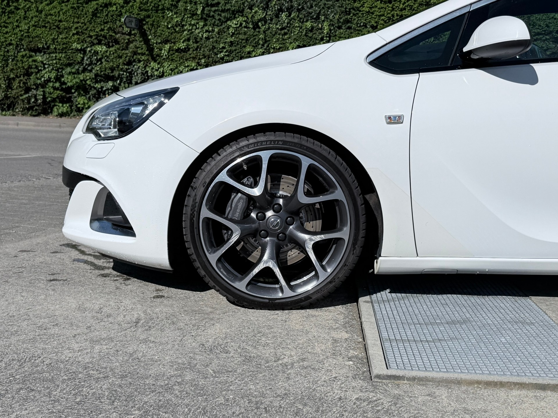 OPEL Astra GTC 2.0i 16V Turbo OPC-image-7