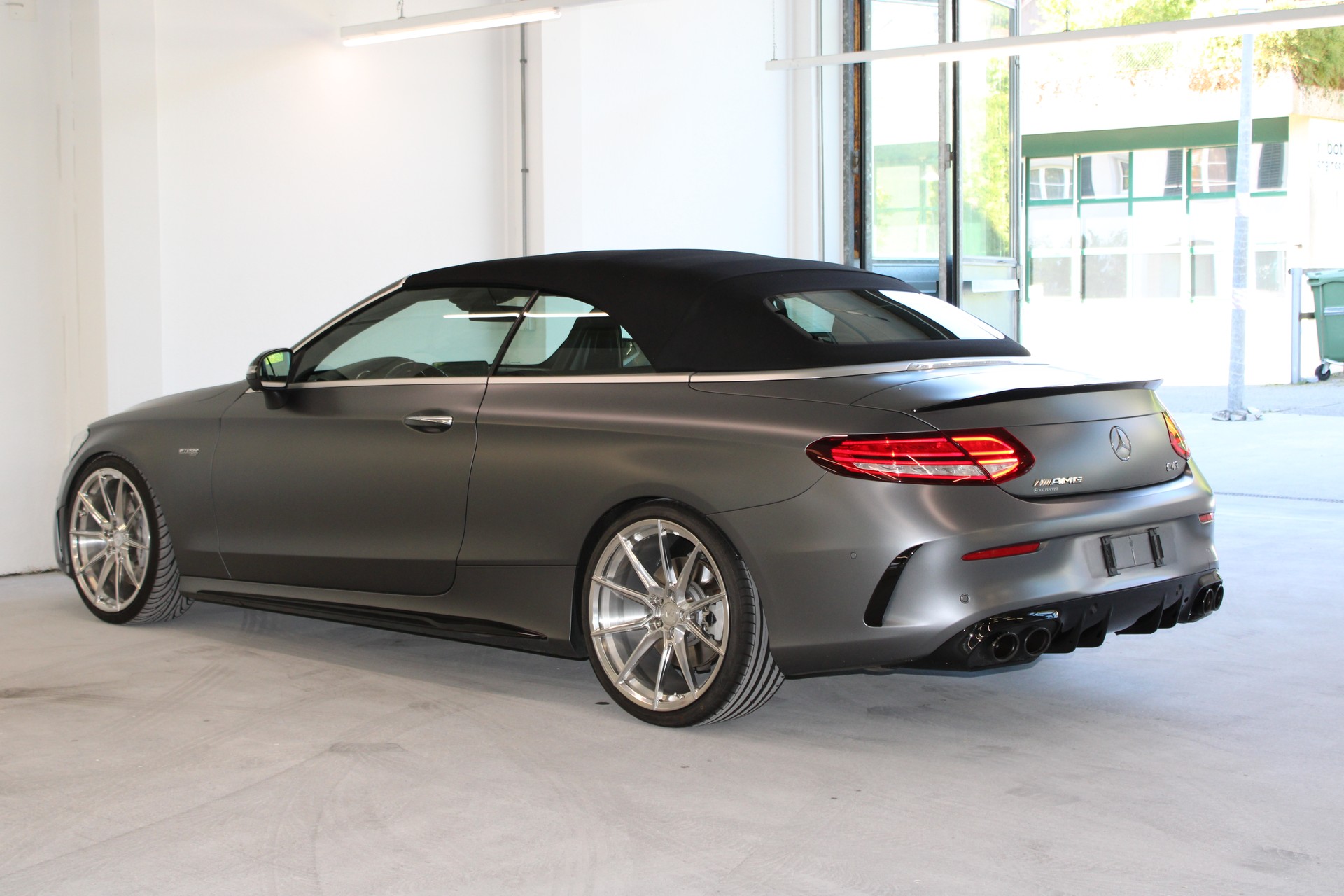 MERCEDES-BENZ C 43 Cabriolet AMG 4Matic 9G-Tronic-image-10