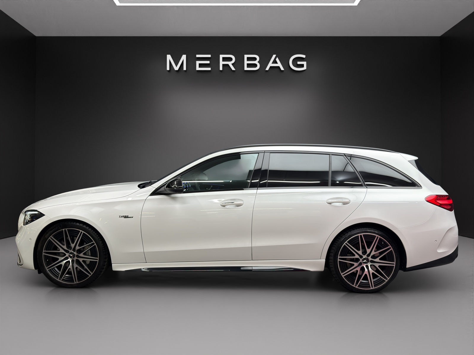 MERCEDES-BENZ C 43 AMG T 4M Executive-image-2