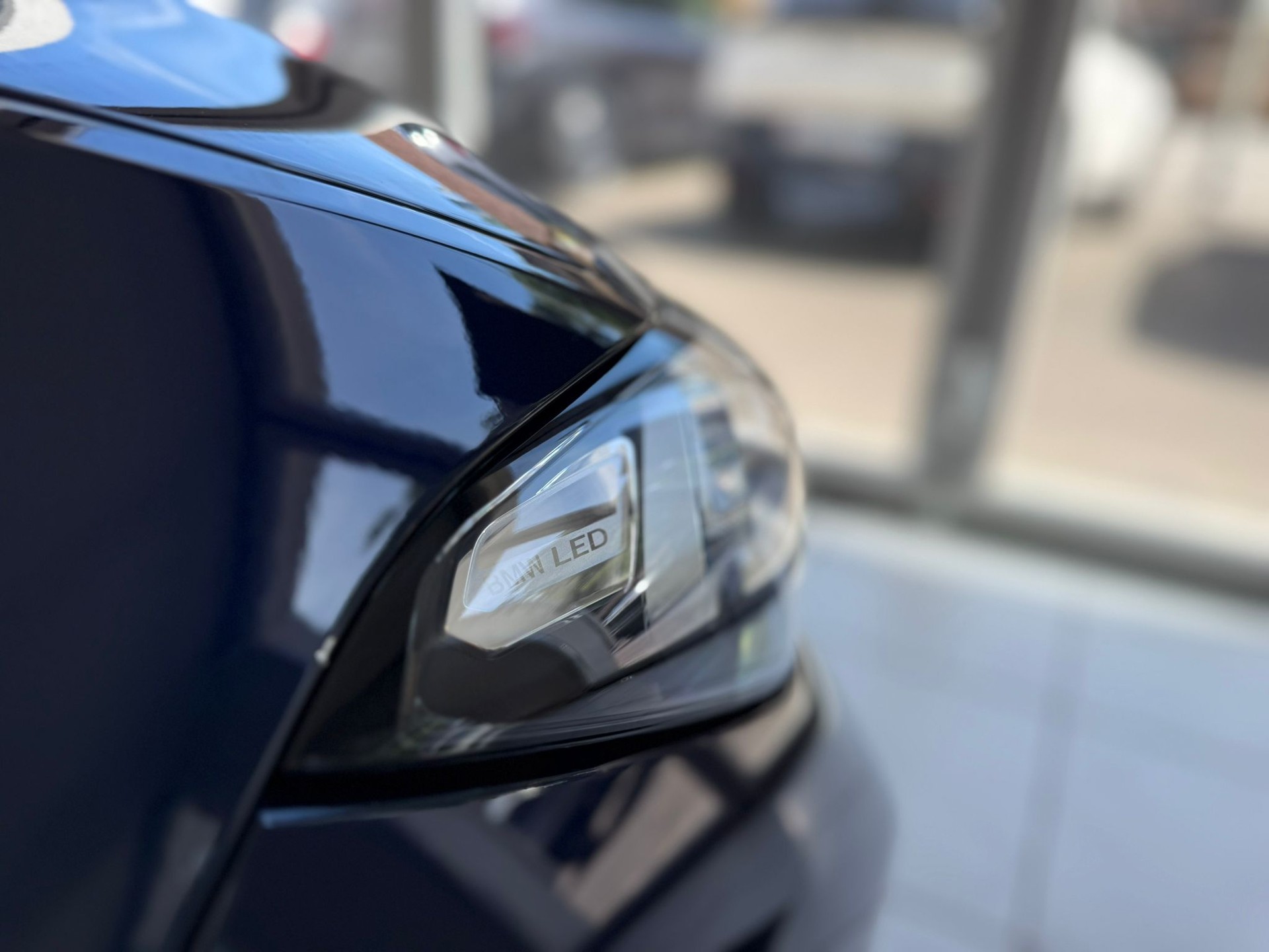 BMW 330d xDrive 48V Touring Pure M Sport Steptronic-image-15