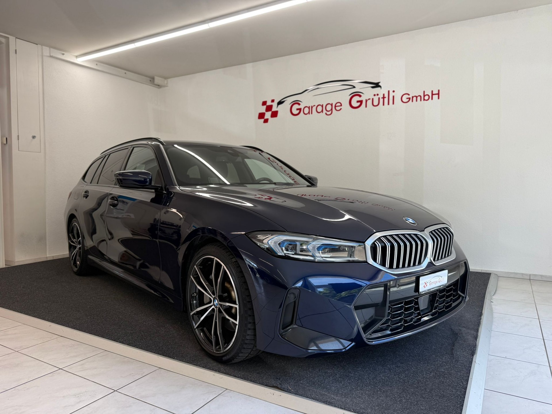 BMW 330d xDrive 48V Touring Pure M Sport Steptronic