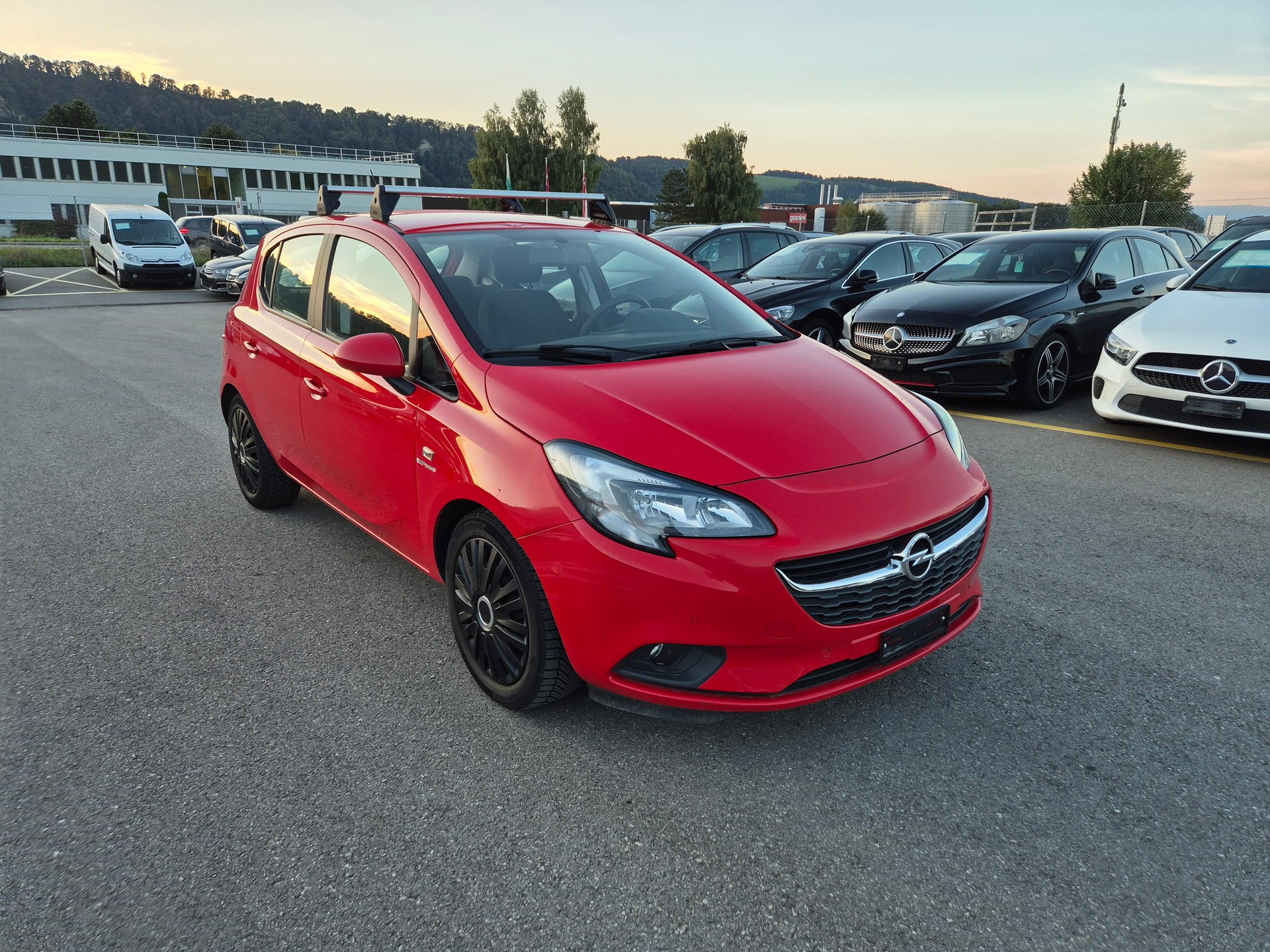 OPEL Corsa 1.4 TP Edition 90 Automatic-image-2
