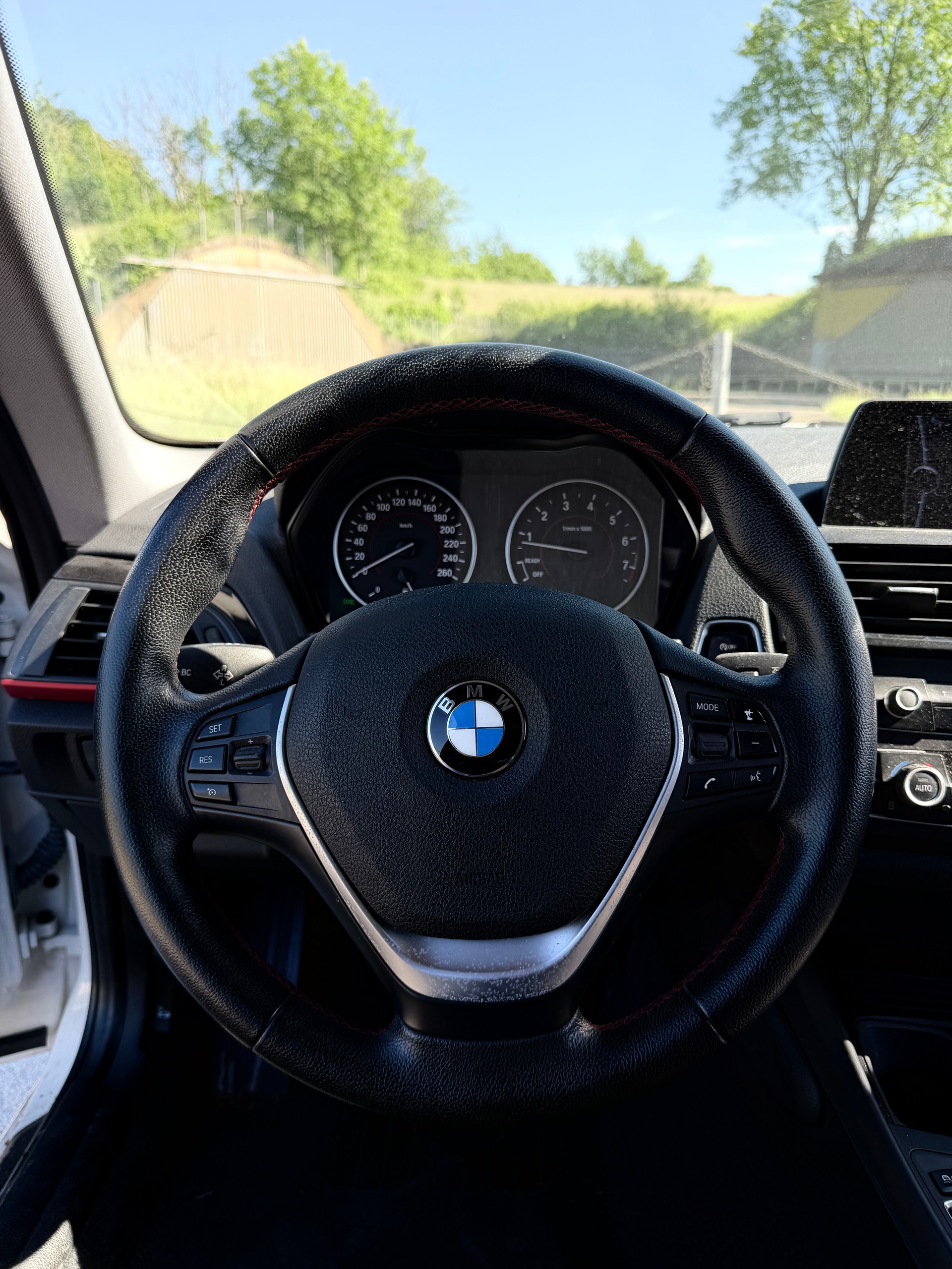 BMW 116i Steptronic-image-12