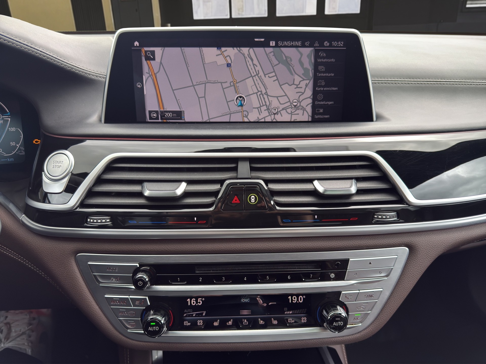 BMW 745Le xDrive Steptronic-image-15