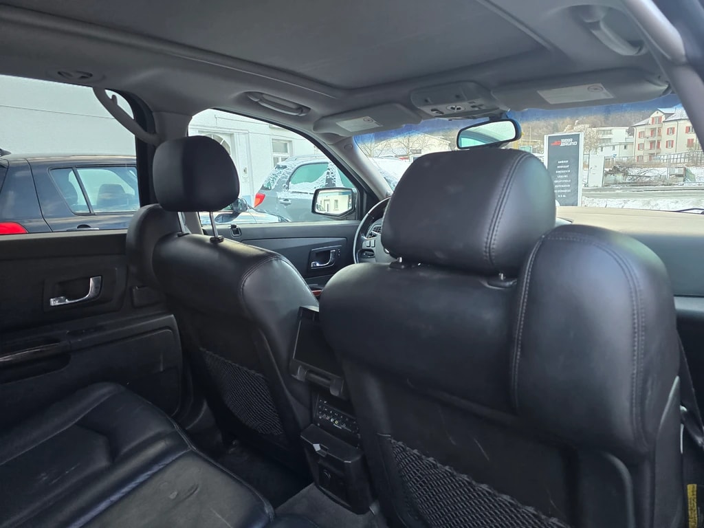 CADILLAC SRX 4.6 V8 Sport Luxury 4WD-image-8