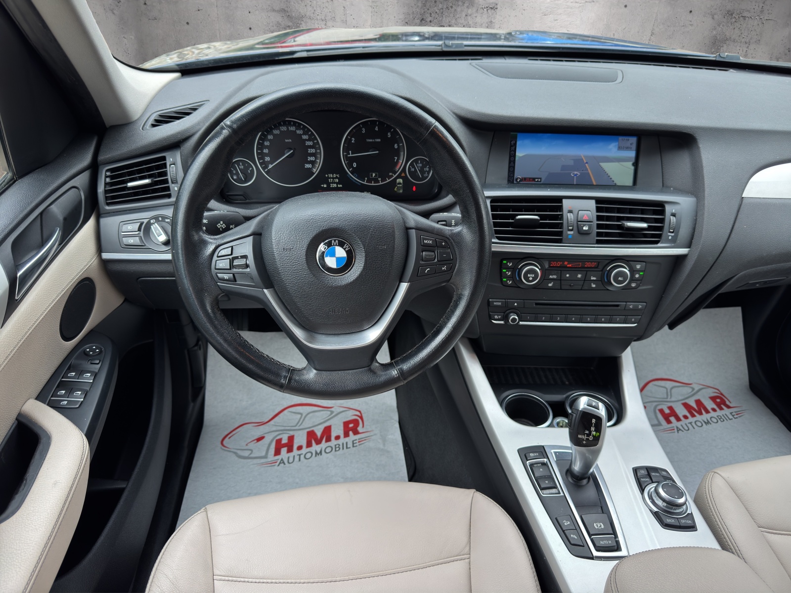 BMW X3 xDrive 20i Steptronic-image-11