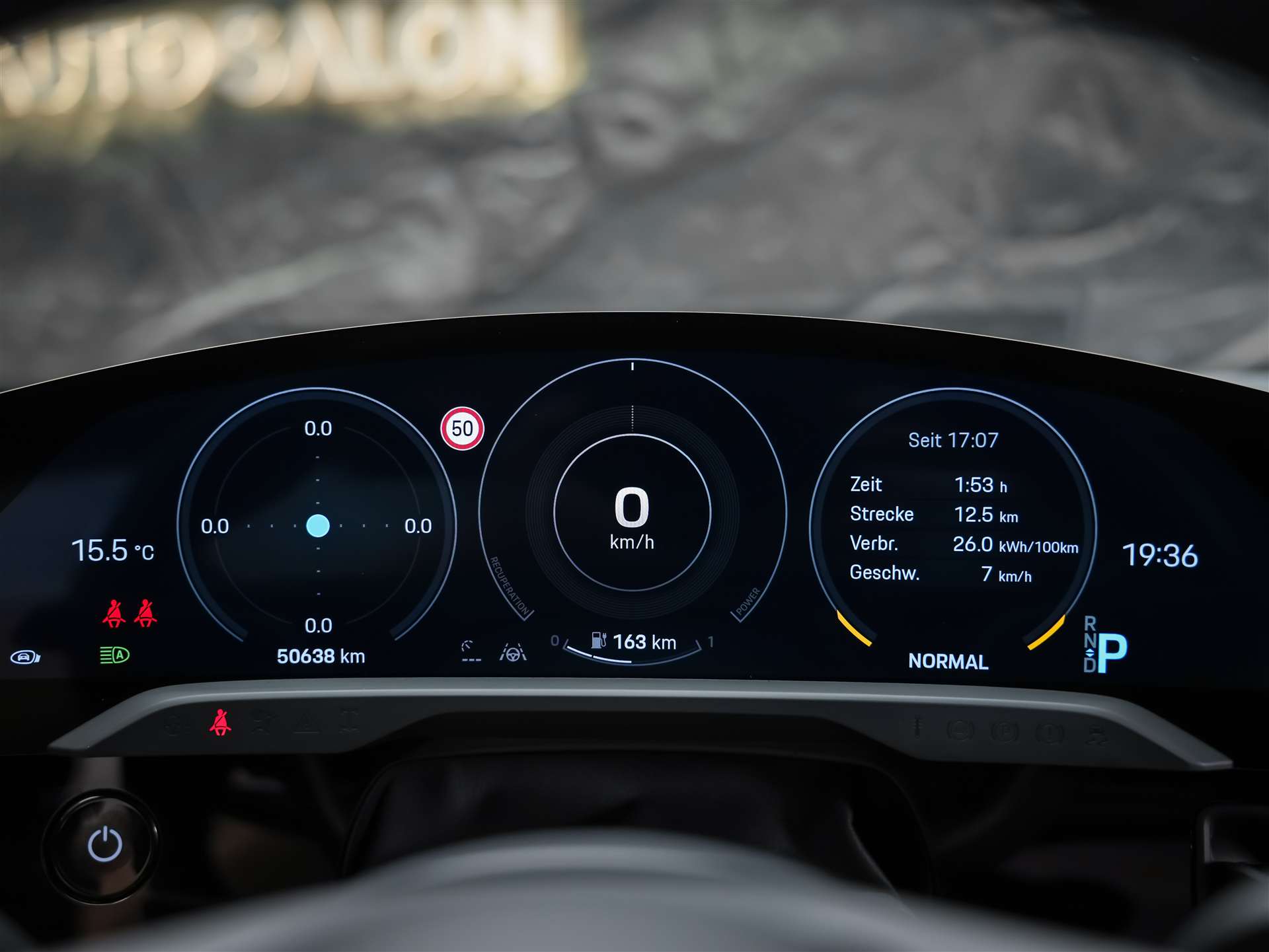 PORSCHE Taycan Turbo S *CH-Auto*Approved*Keramik*Bose*Chrono*-image-35