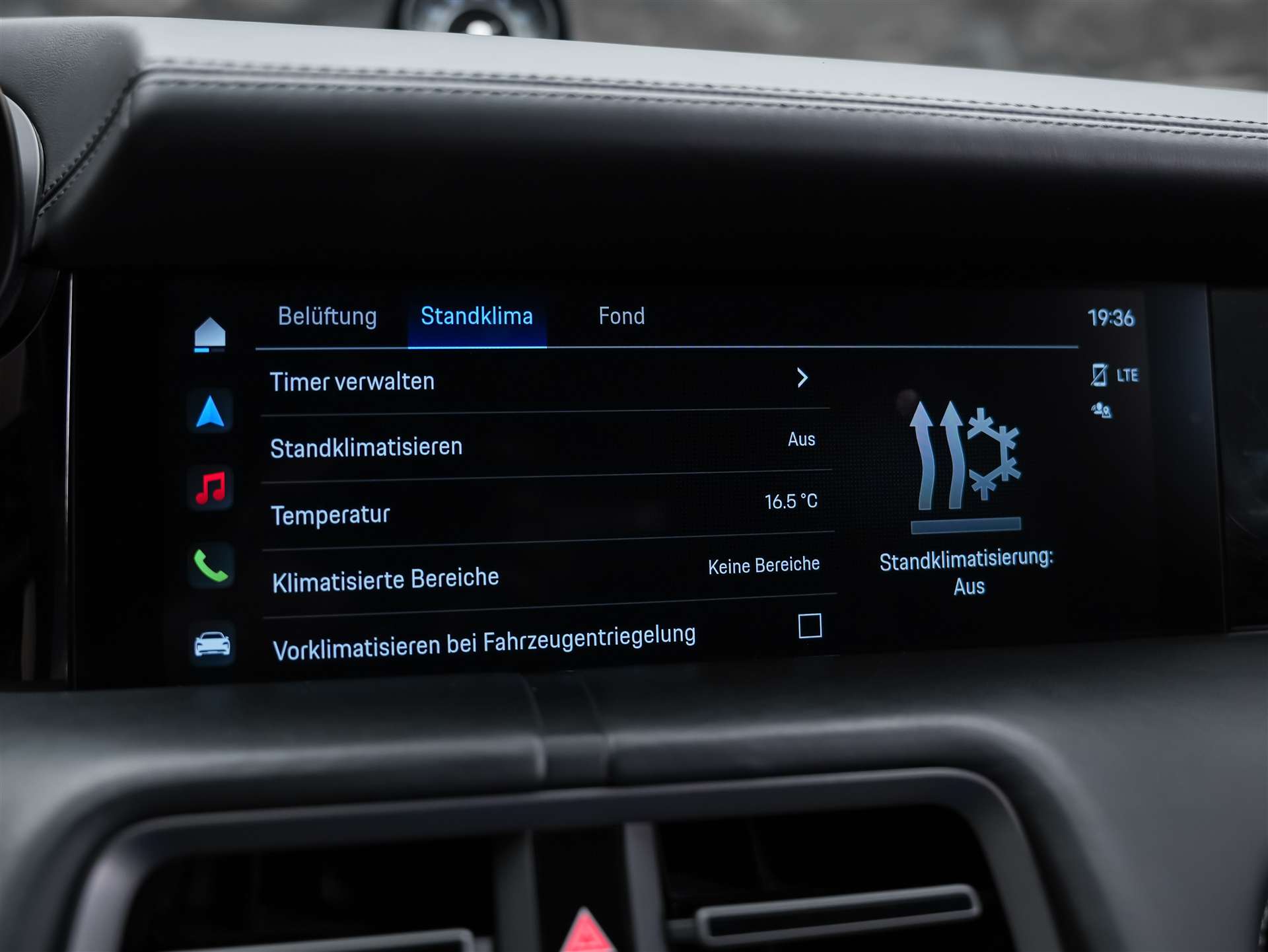 PORSCHE Taycan Turbo S *CH-Auto*Approved*Keramik*Bose*Chrono*-image-38