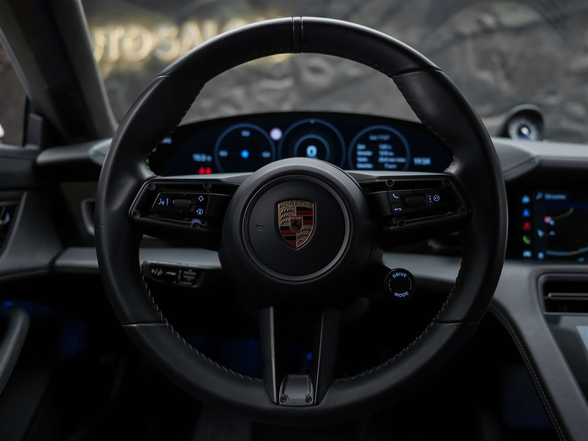 PORSCHE Taycan Turbo S *CH-Auto*Approved*Keramik*Bose*Chrono*-image-30