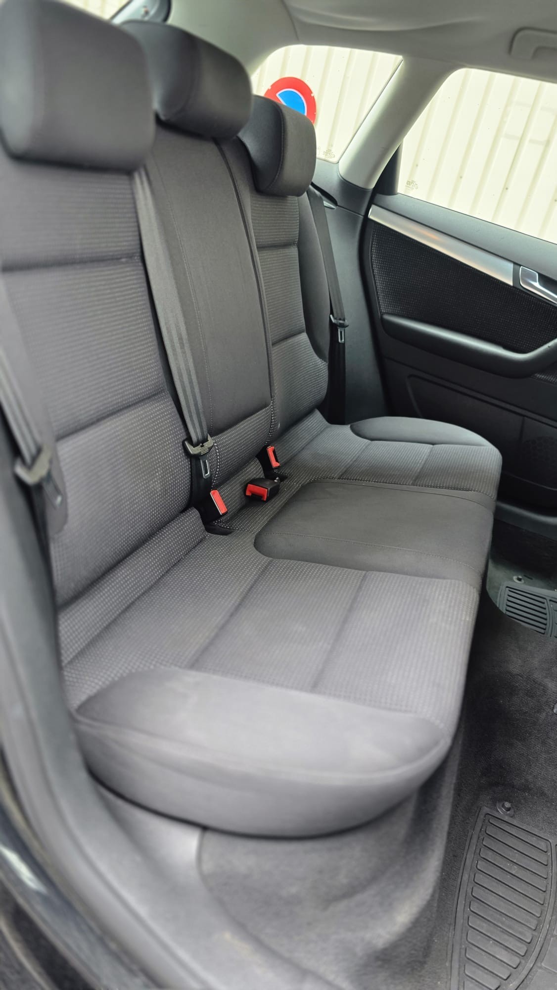 AUDI A3 Sportback 1.8 Turbo FSI Attraction-image-6