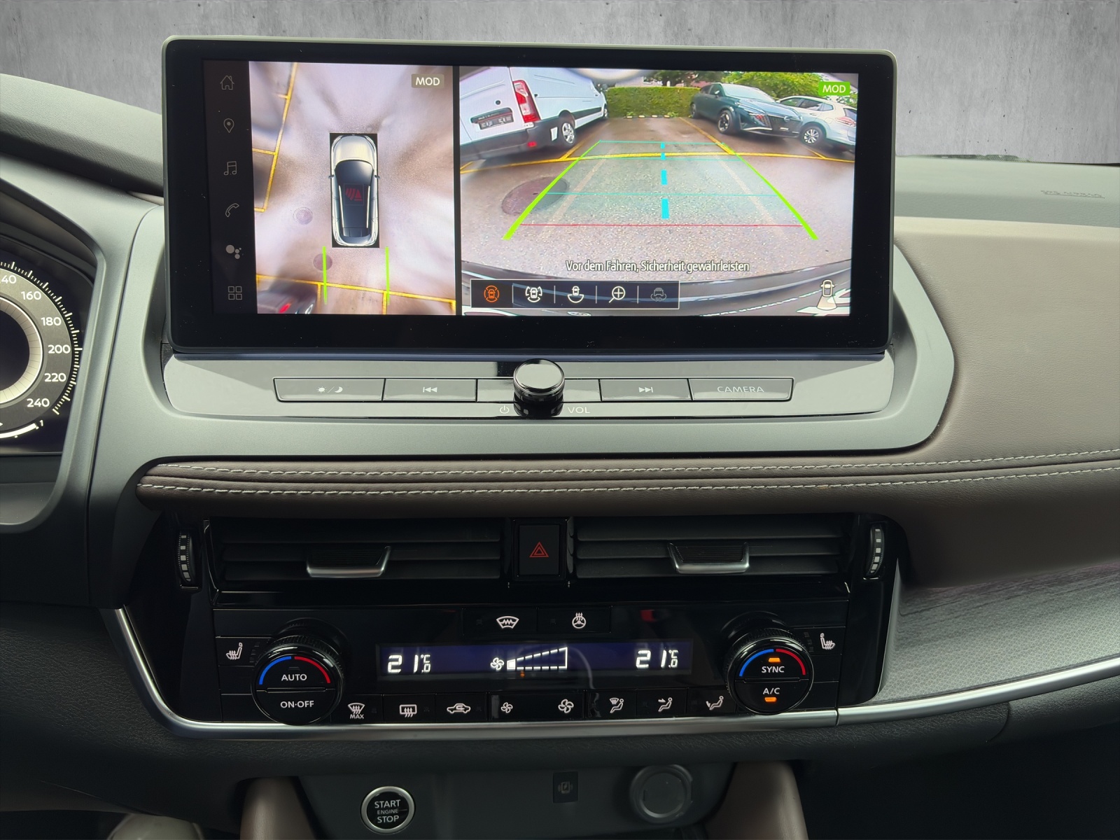 NISSAN Qashqai 1.3 DIG-T Tekna 4x4-image-10