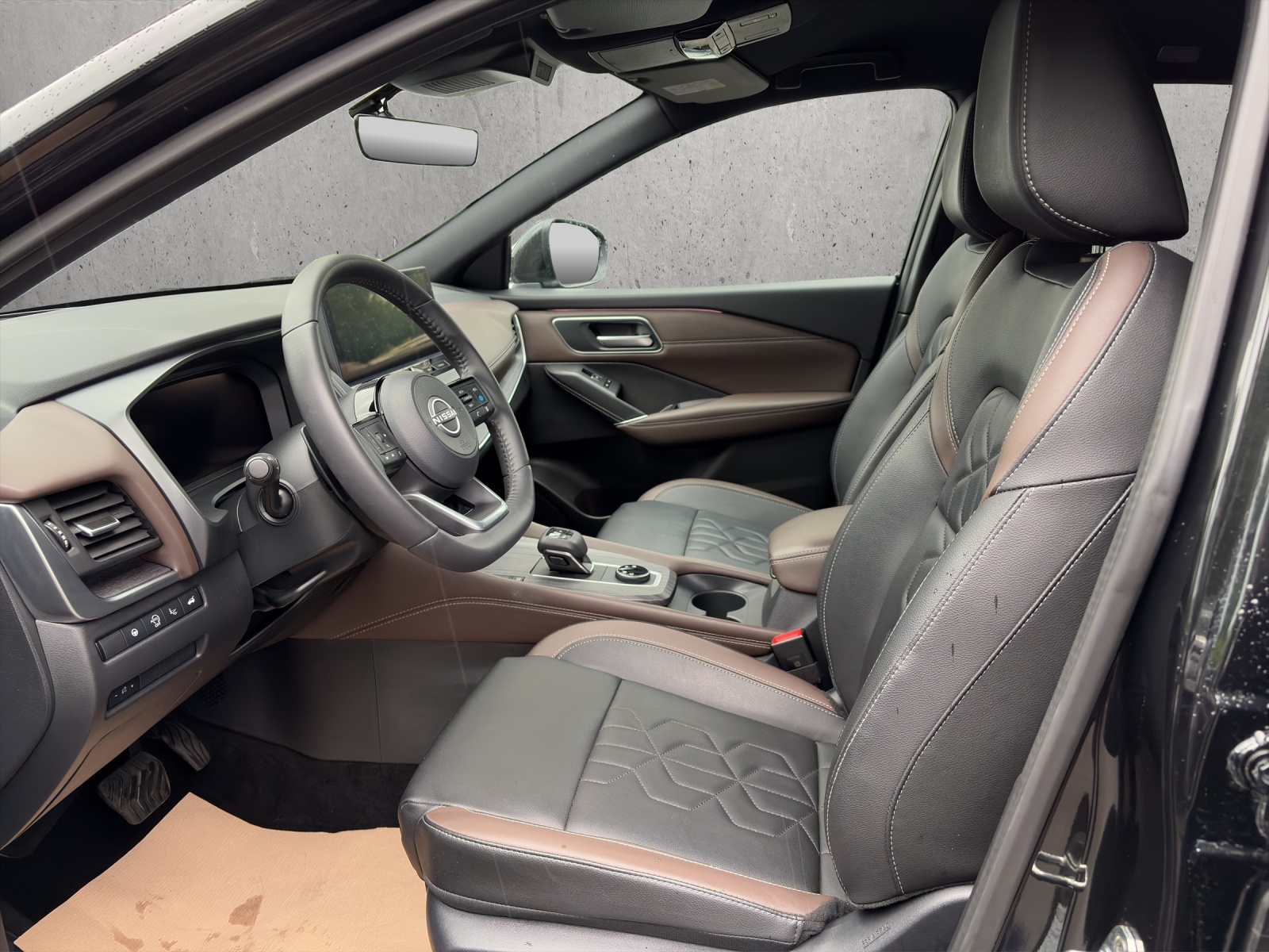 NISSAN Qashqai 1.3 DIG-T Tekna 4x4-image-8