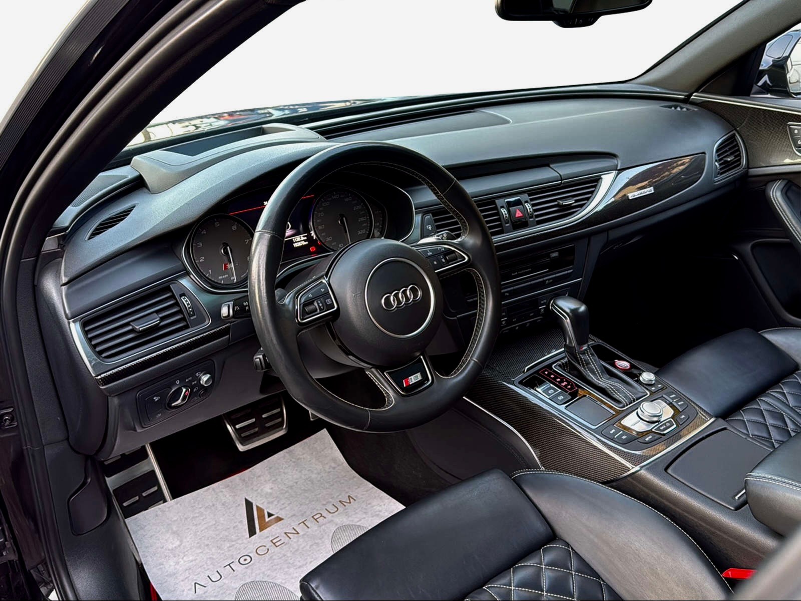 AUDI S6 Avant 4.0 TFSI V8 quattro S-tronic-showroom-element-1