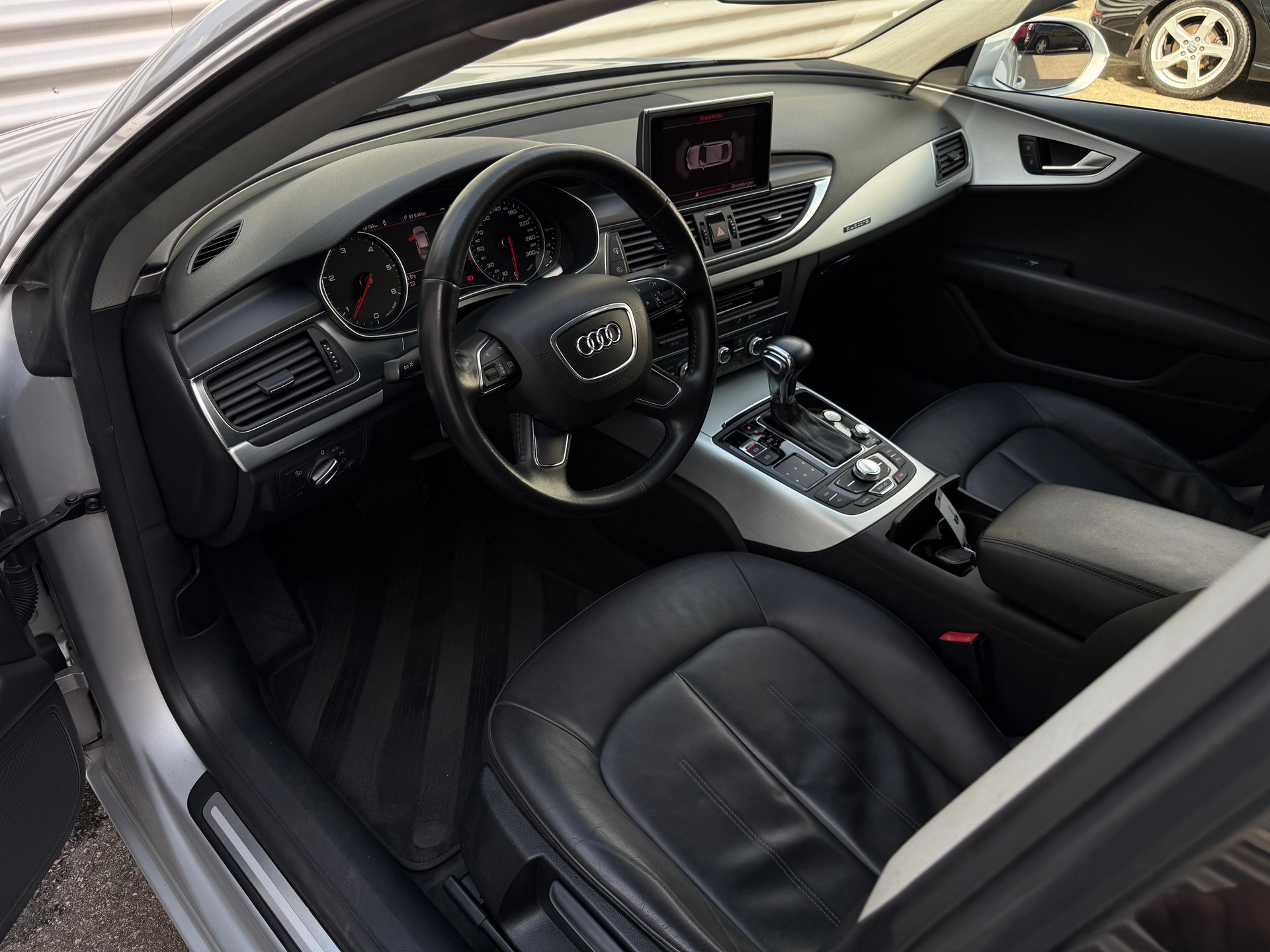 AUDI A7 Sportback 3.0 TDI quattro S-tronic-image-4