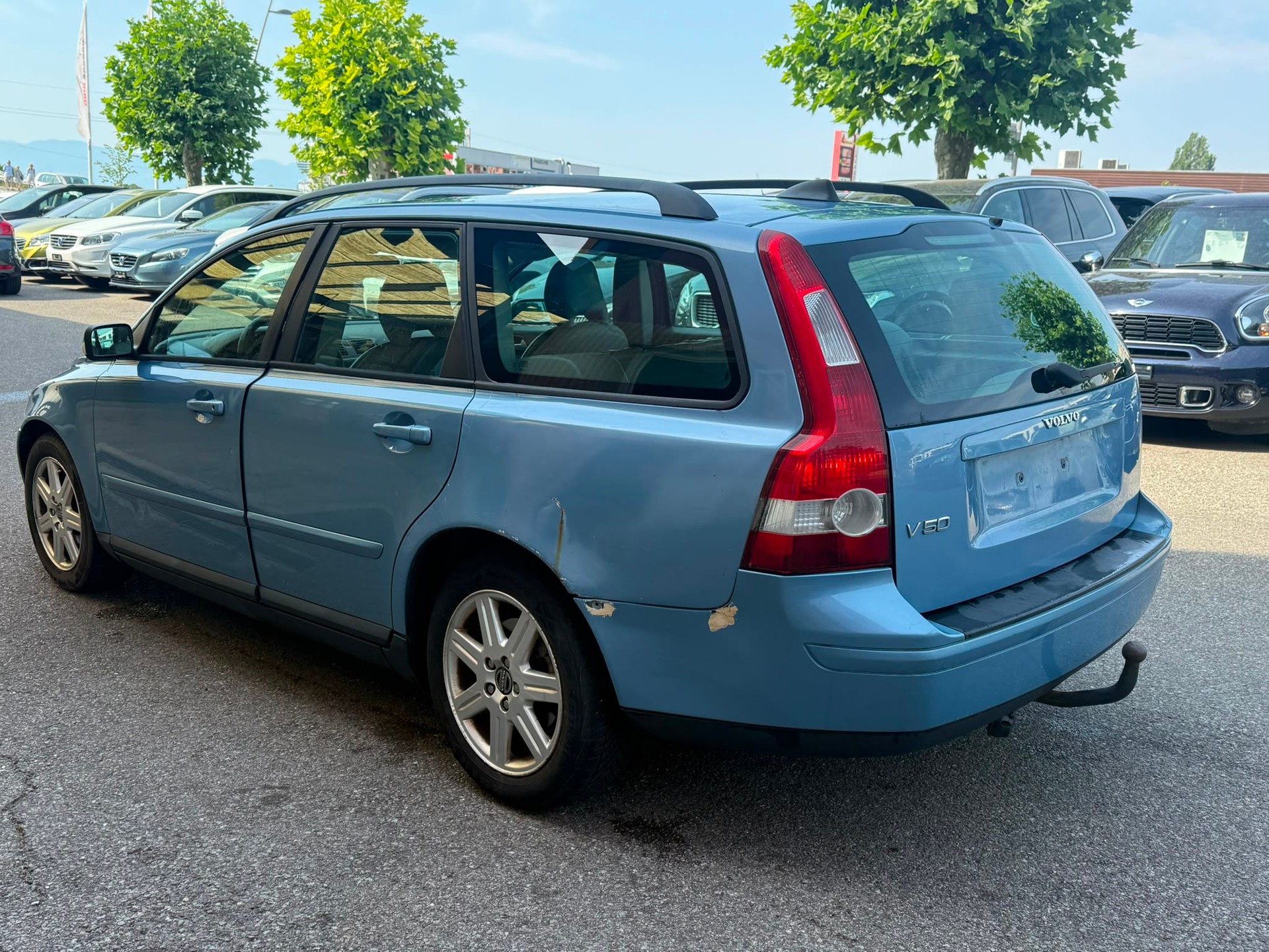 VOLVO V50 2.4I Momentum automatique-image-1