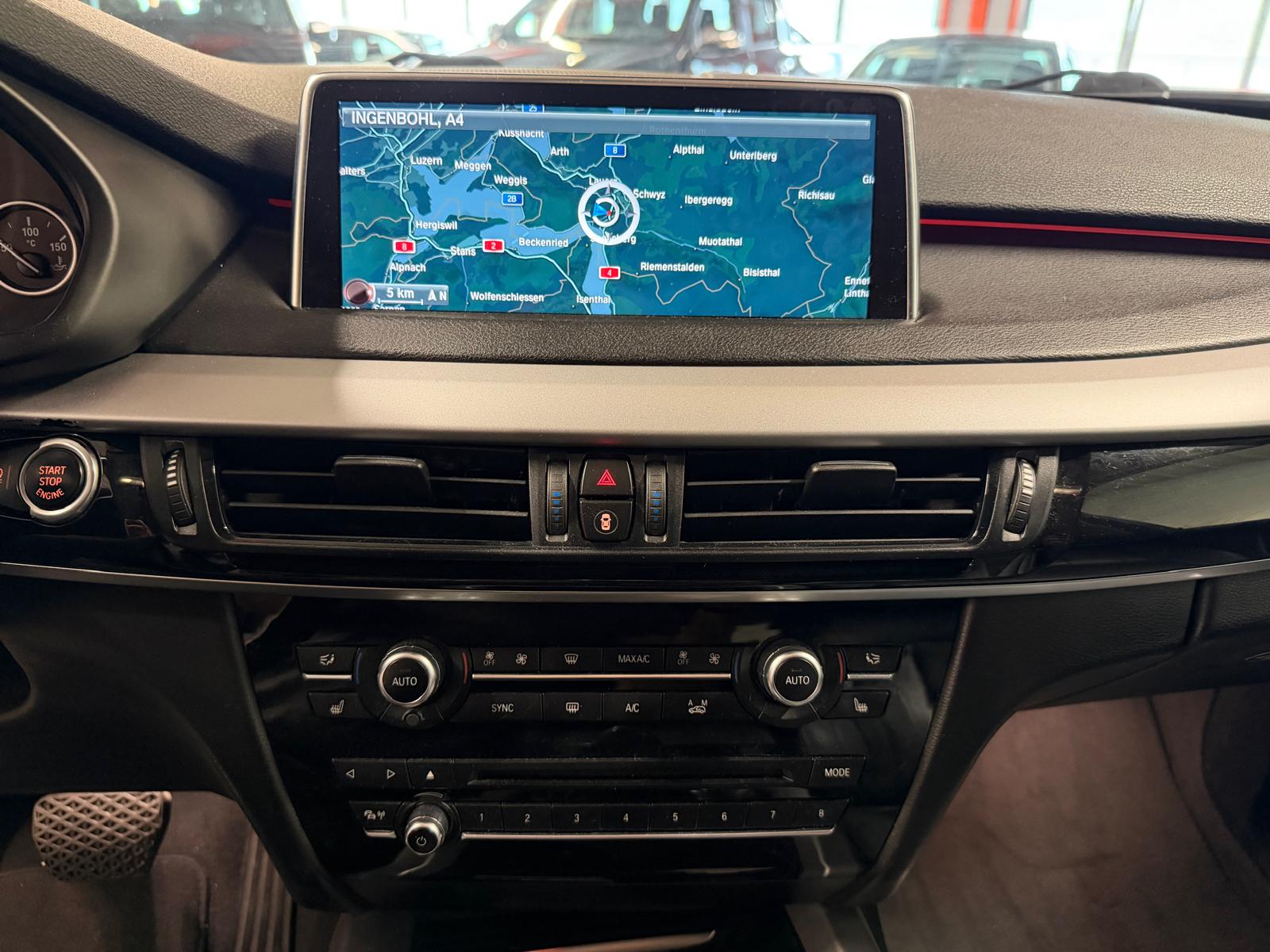 BMW X5 xDrive 25d Steptronic-image-12