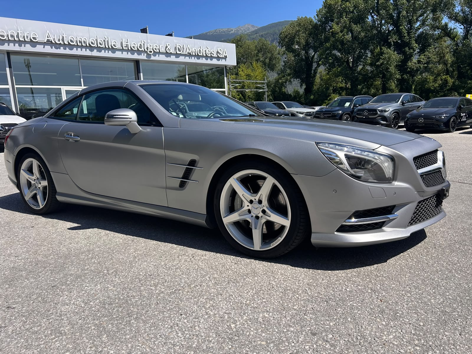 MERCEDES-BENZ SL 500 (Allanite Magno)-showroom-element-3