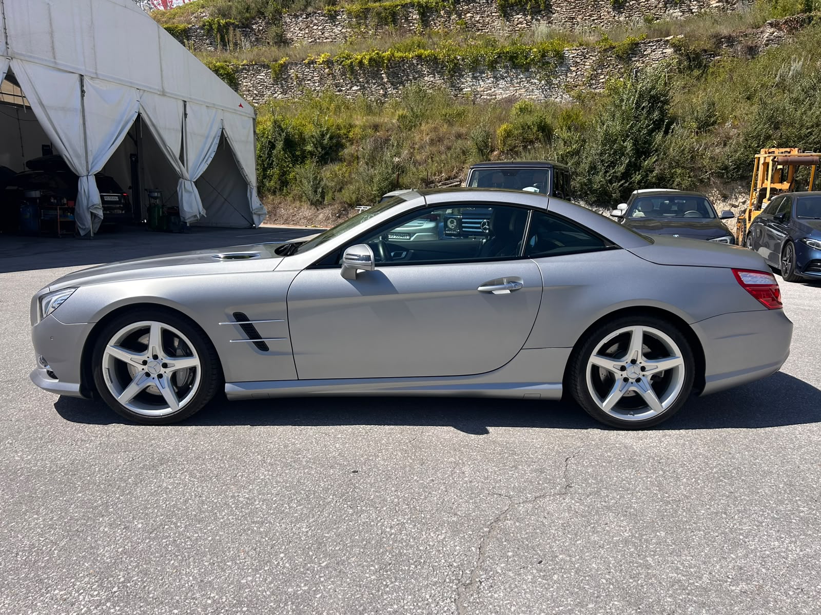 MERCEDES-BENZ SL 500 (Allanite Magno)-showroom-element-1