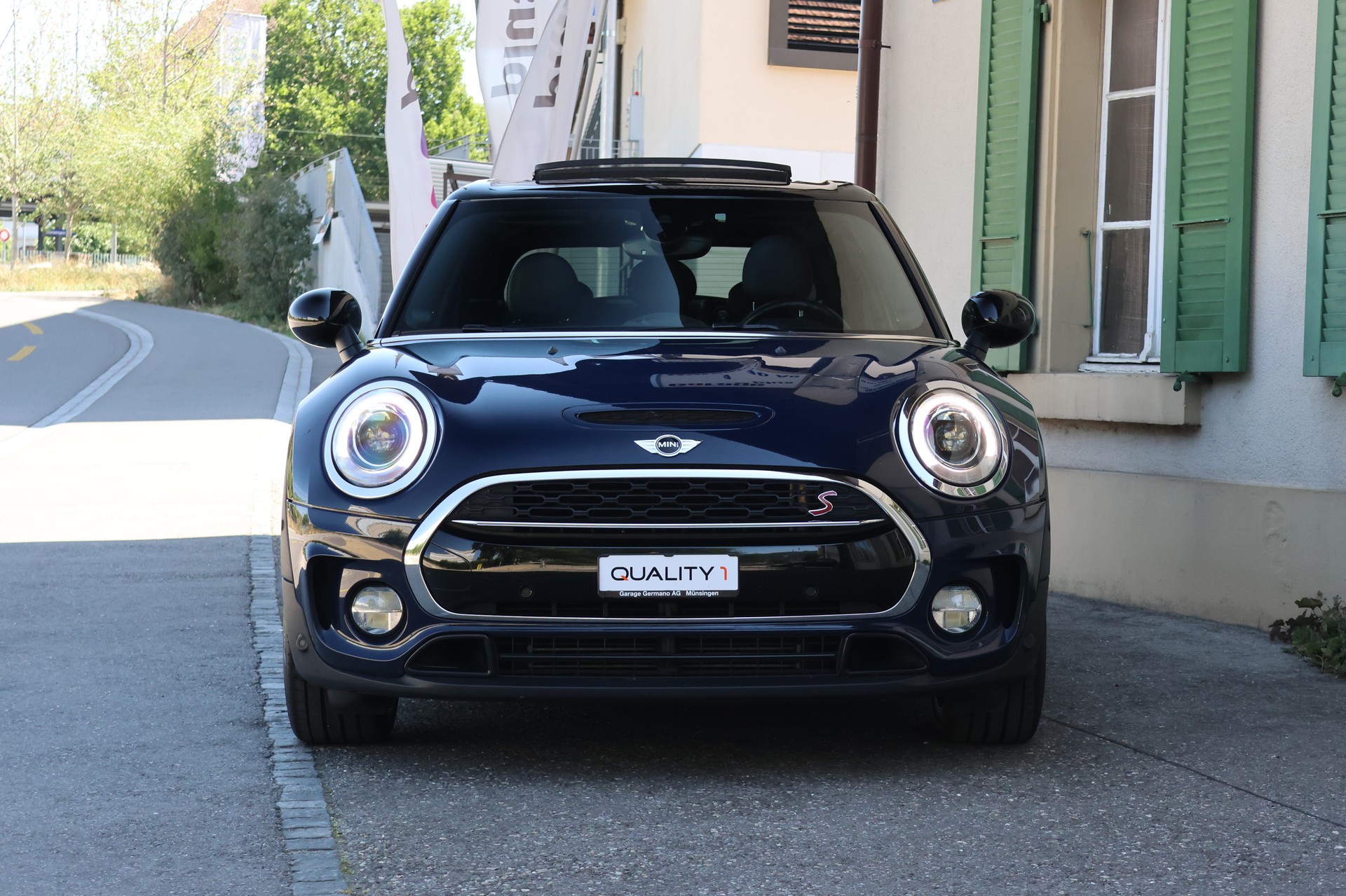 MINI Clubman Cooper S Steptronic-showroom-element-1