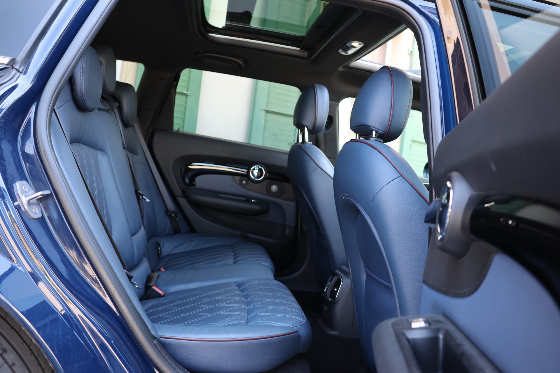 MINI Clubman Cooper S Steptronic-image-12