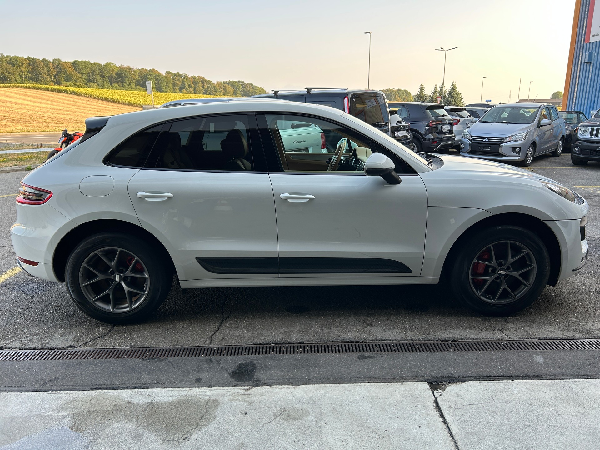 PORSCHE Macan 3.6 V6 Turbo PDK " BVA DEFECTUEUX " VENDU DANS L'ETAT Tél 079 611 65 33-image-4