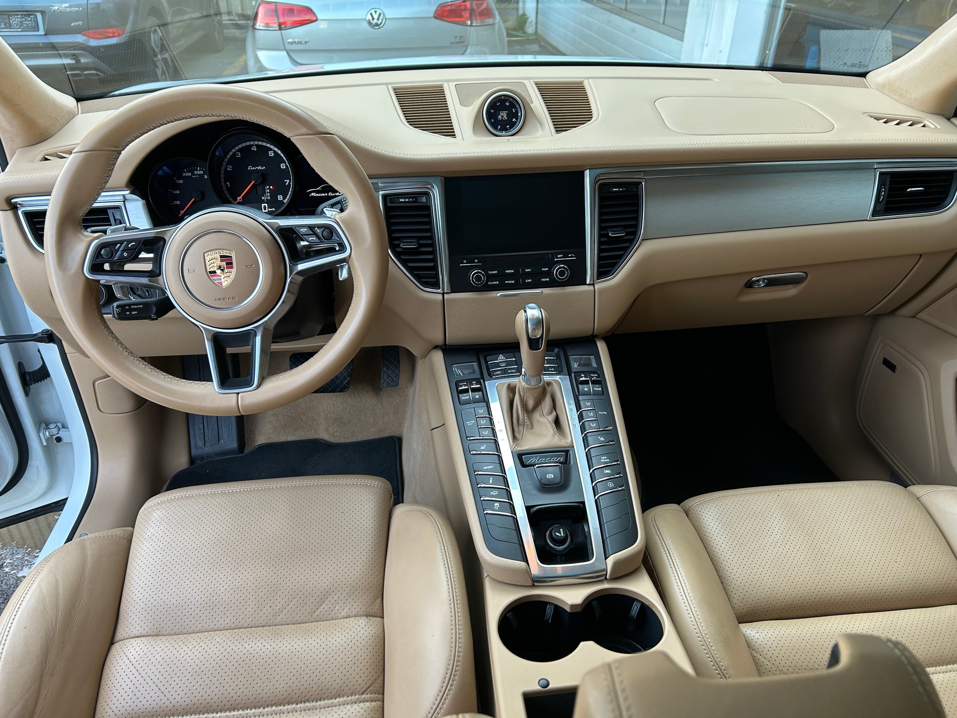 PORSCHE Macan 3.6 V6 Turbo PDK " BVA DEFECTUEUX " VENDU DANS L'ETAT Tél 079 611 65 33-image-10